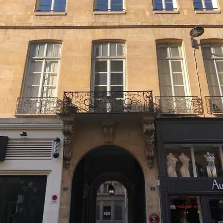 Apartment Studio Equipe Comme Dans Une D'un 5 Etoiles Hyper Centre 75001 Paris
